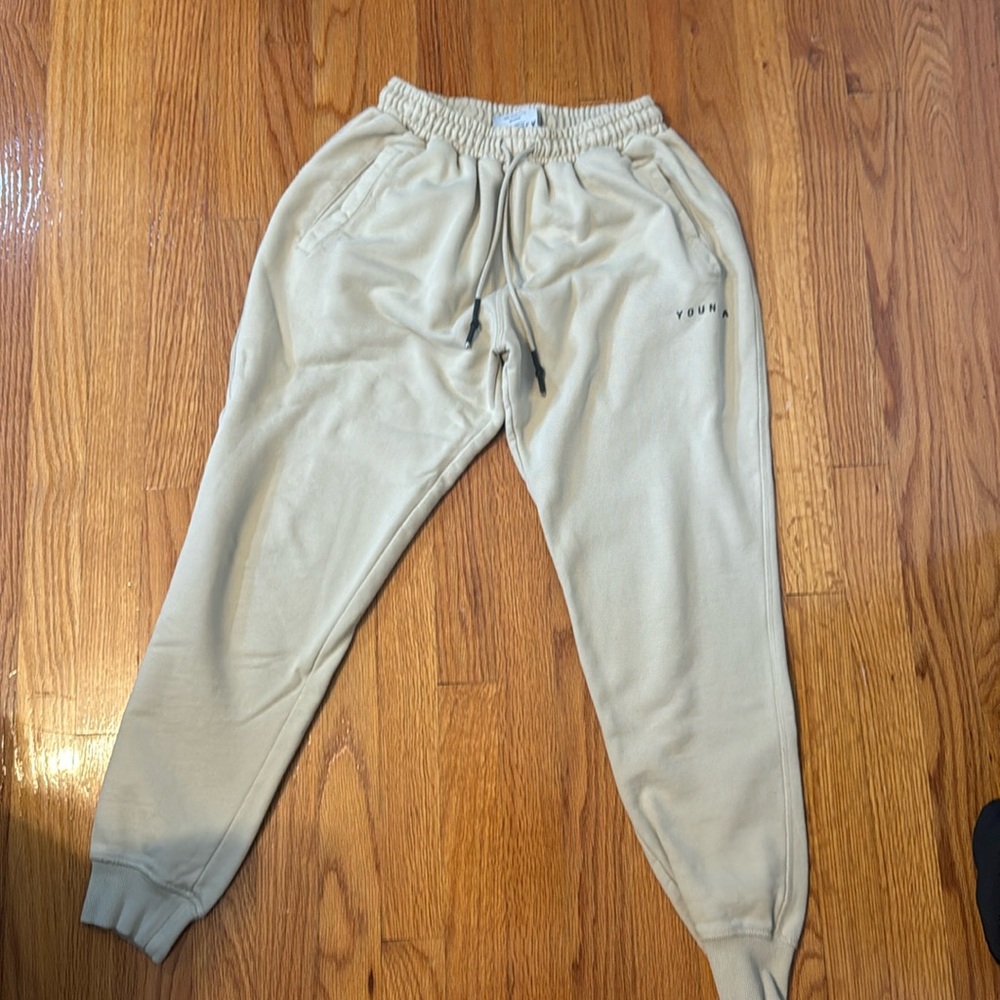 youngla sweats